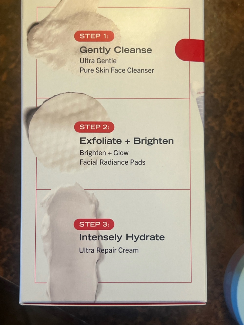 First Aid Beauty Set - Picture 4 of 5